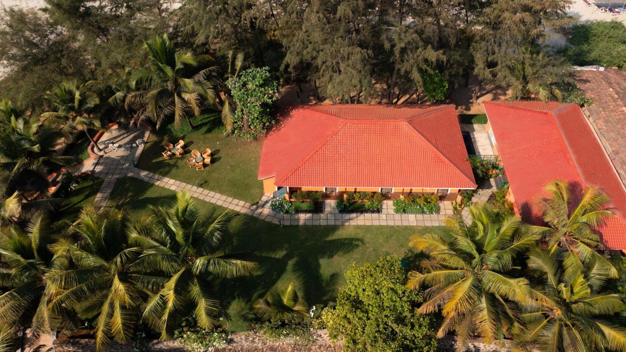 Mandrem Beach Resort, A Member Of Radisson Individuals Retreat Esterno foto