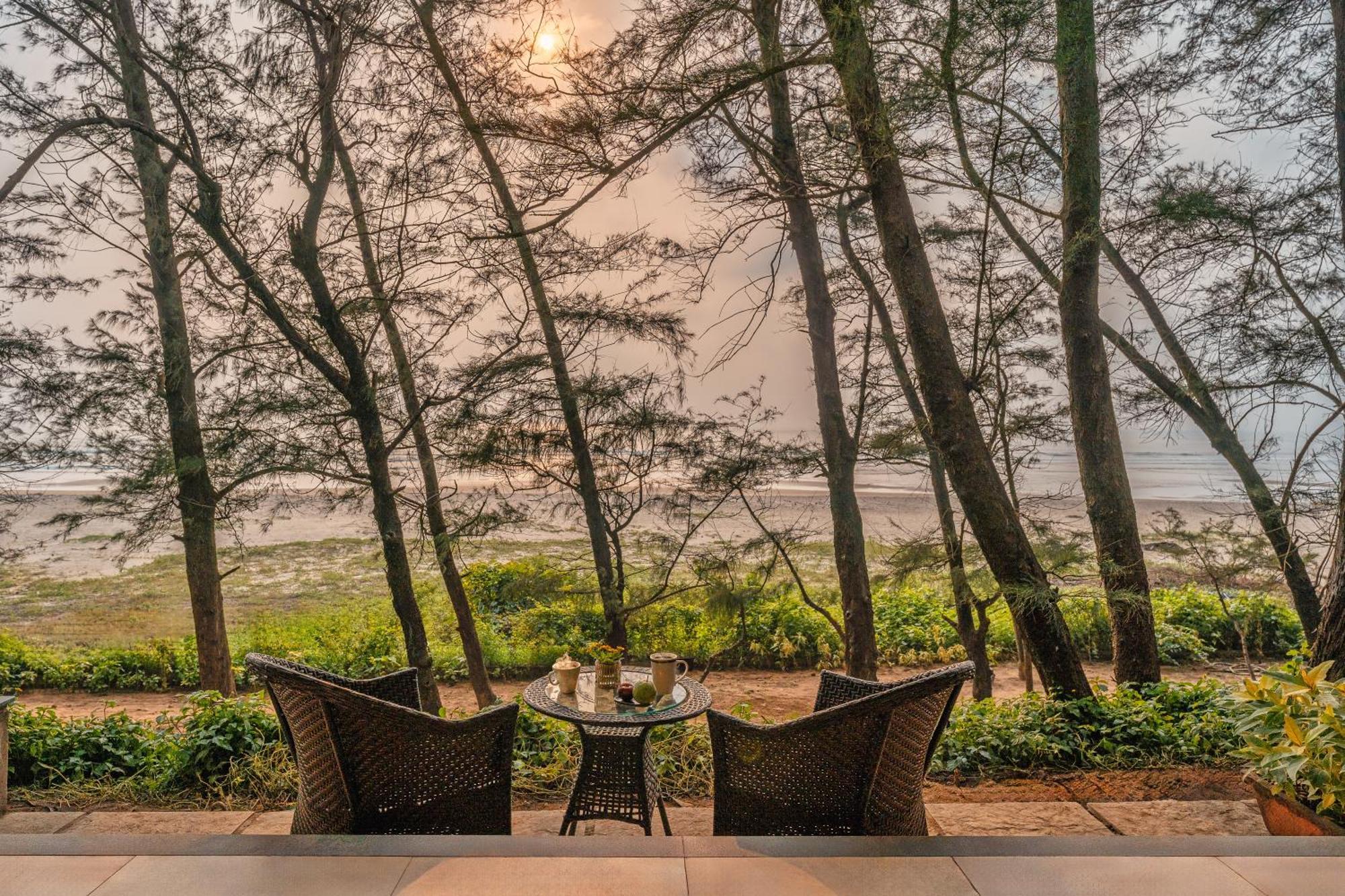 Mandrem Beach Resort, A Member Of Radisson Individuals Retreat Esterno foto