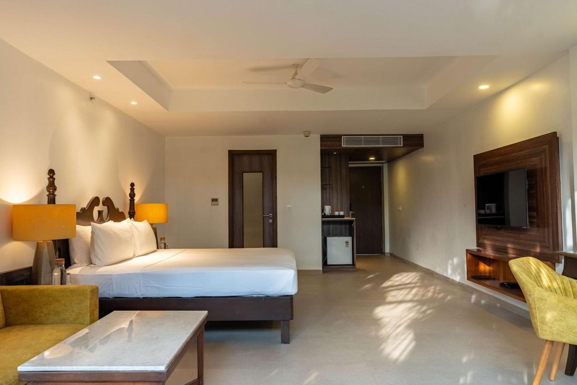 Mandrem Beach Resort, A Member Of Radisson Individuals Retreat Esterno foto