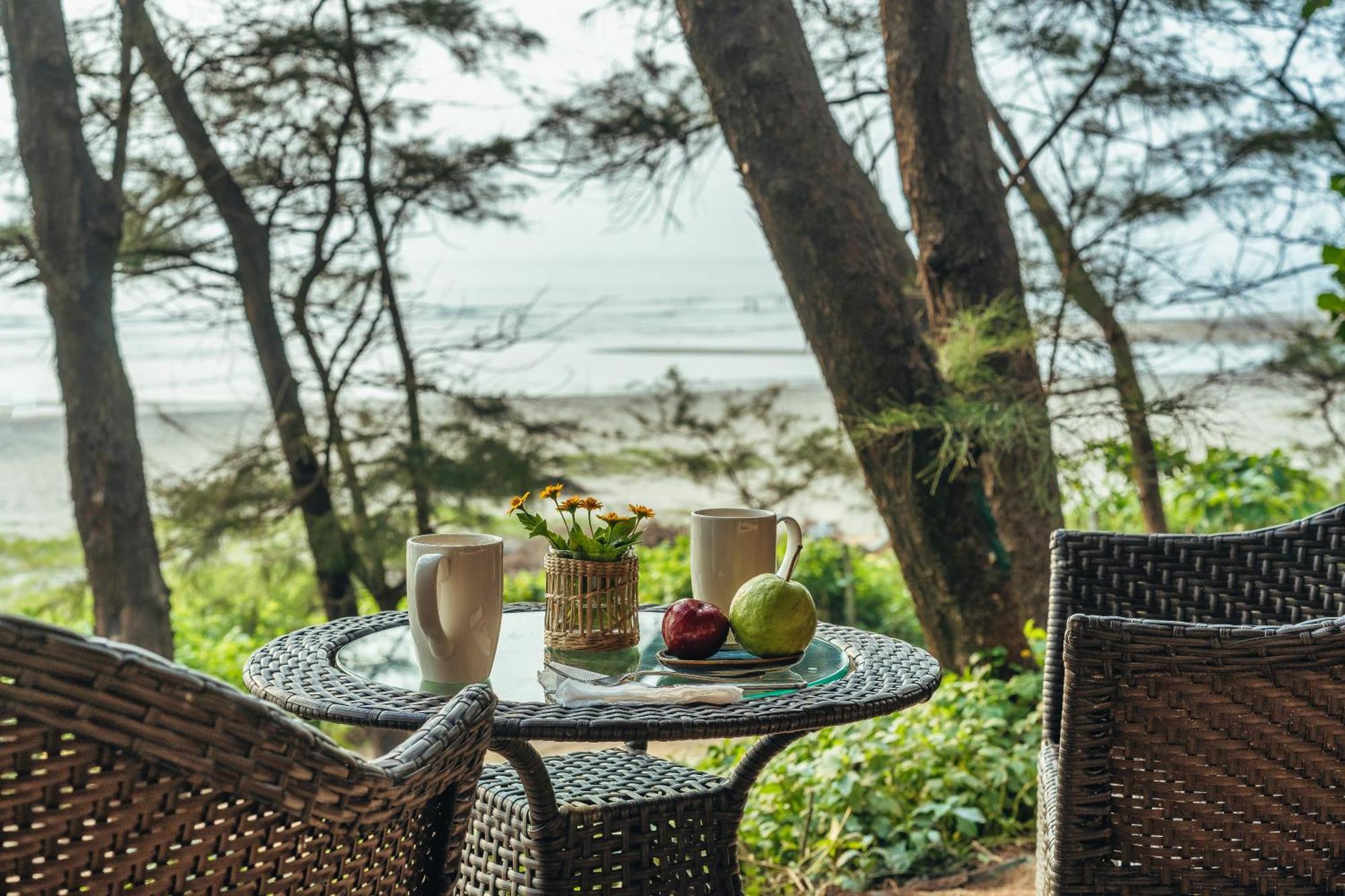 Mandrem Beach Resort, A Member Of Radisson Individuals Retreat Esterno foto