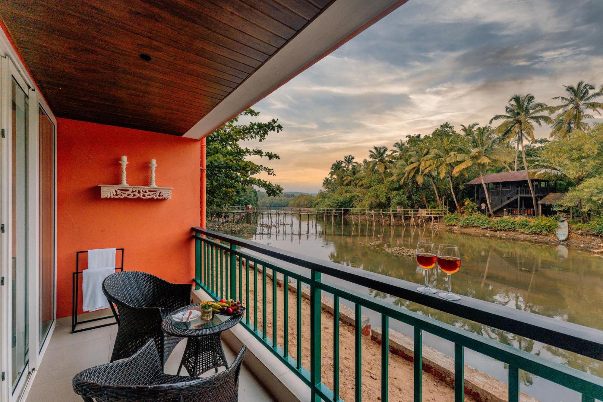 Mandrem Beach Resort, A Member Of Radisson Individuals Retreat Esterno foto