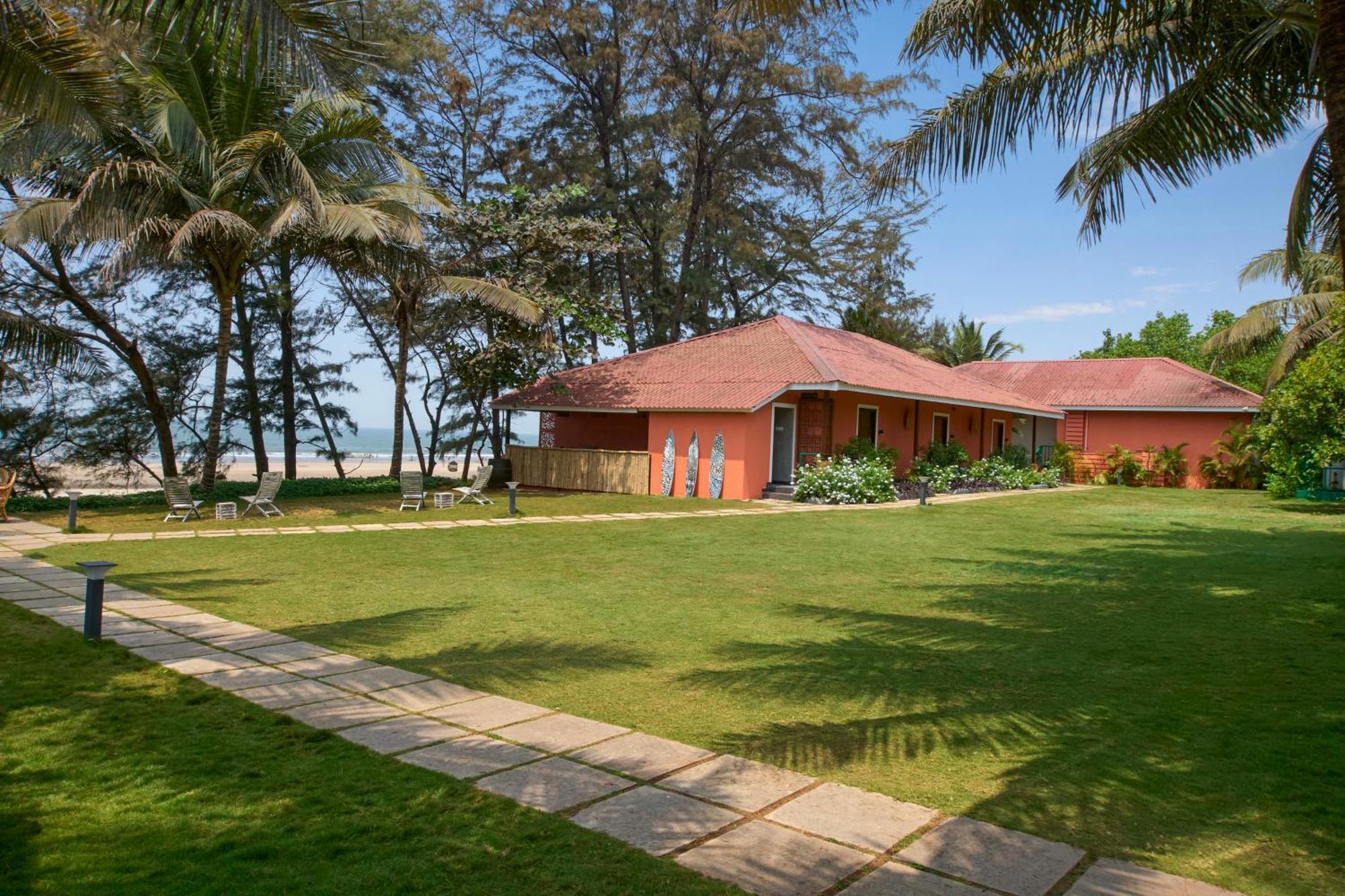 Mandrem Beach Resort, A Member Of Radisson Individuals Retreat Esterno foto
