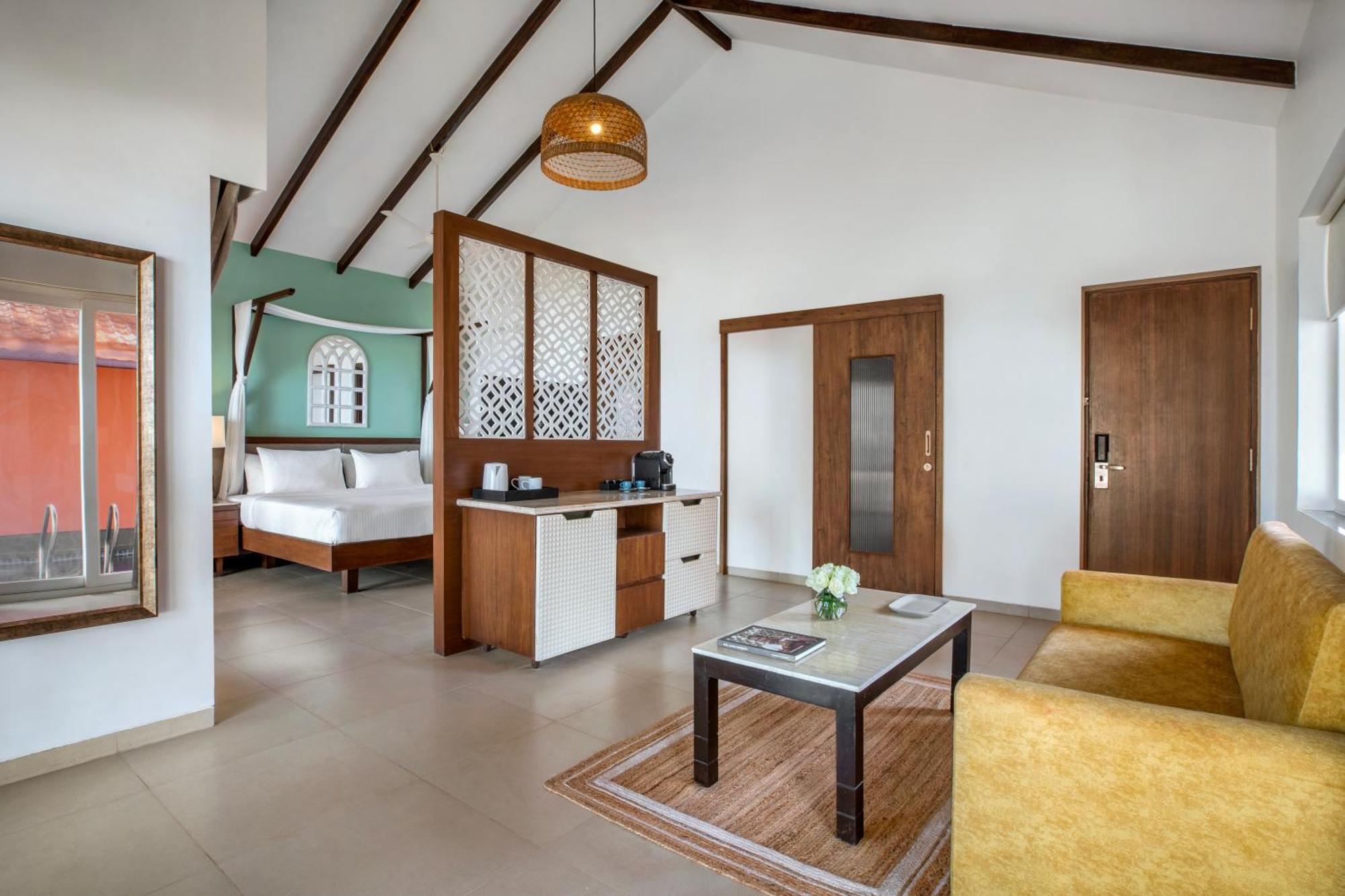 Mandrem Beach Resort, A Member Of Radisson Individuals Retreat Esterno foto